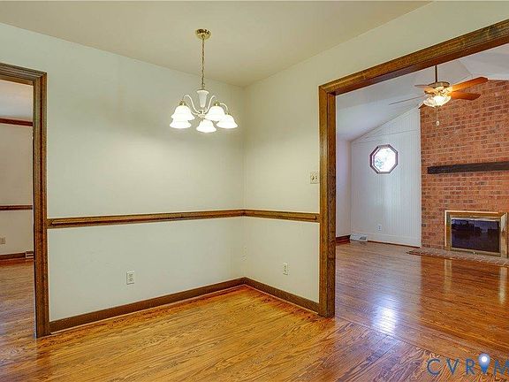 5th image of 13830 Bradley Bridge Rd