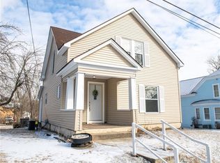 15 Springway Dr, Dayton, OH 45415