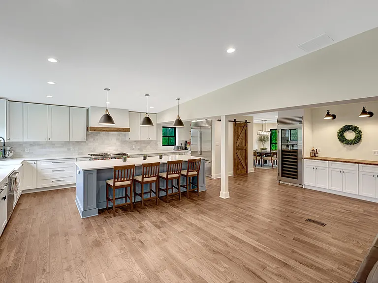10904 Belgravia Ct — Photo 11