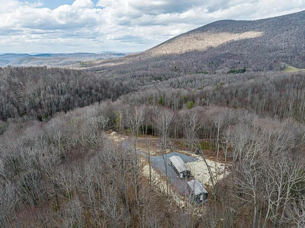 108 Whitetop Gap Rd, Damascus, VA 24236