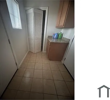 3 bed, 1600 sqft, $3,863 — Photo 4