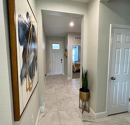 3rd image of 2546 Volunteer Ave