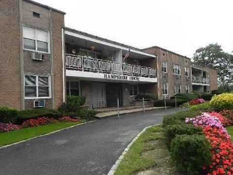 2nd image of 601 Chestnut St APT B29