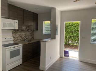 479 SW 3rd St APT 4, Miami, FL 33130