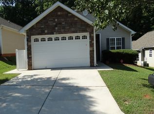 5630 Regents Village Dr, Winston Salem, NC 27103