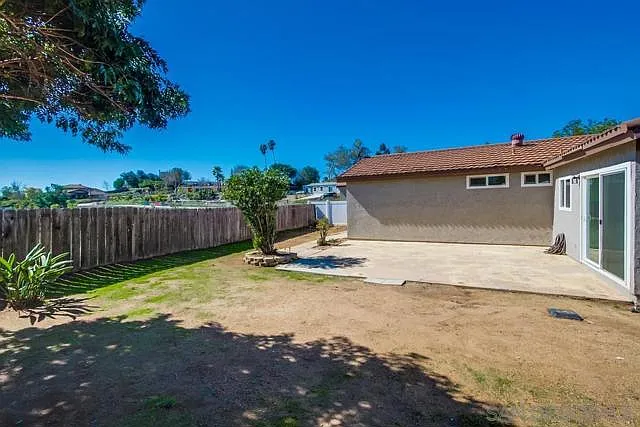 1350 Rock Hill Pl — Photo 17