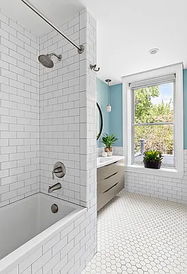 Sold by Compass | media 15