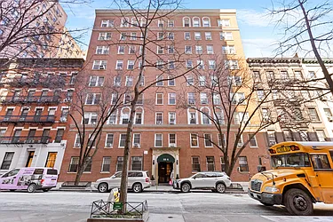 115 East 89th Street in Carnegie Hill