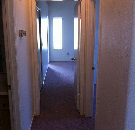 4th image of 1800 Robin St