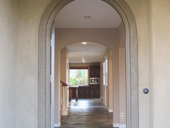 3rd image of 3770 Tiverton Dr