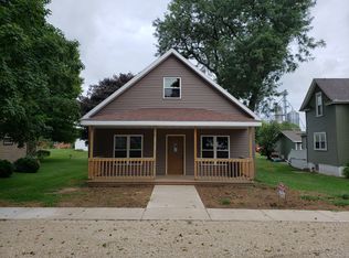 324 N Chicago Ave, Ladd, IL 61329