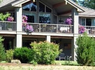 19470 Green Lakes Loop, Bend, OR 97702