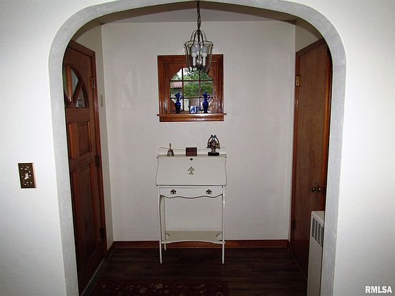 4th image of 209 S McKinley St
