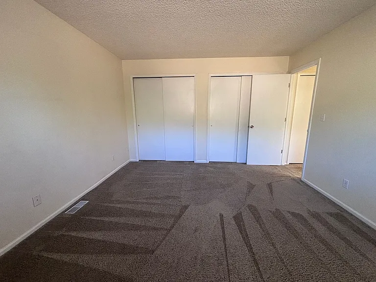 3990 Vicksburg Ter — Photo 10