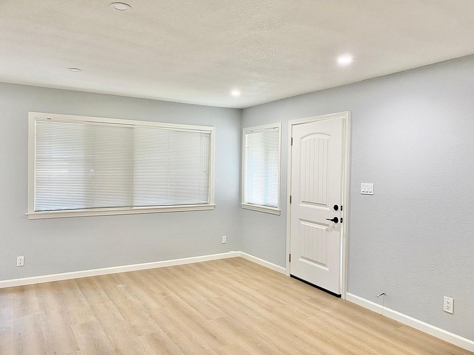 1st image of 963 Rose Ave
