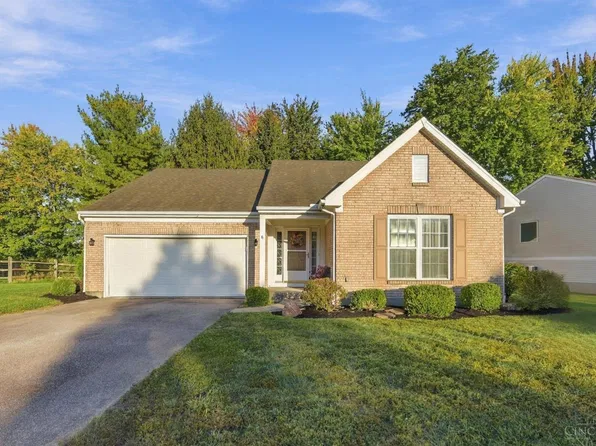 3681 Shorewood Dr, Amelia, OH 45102