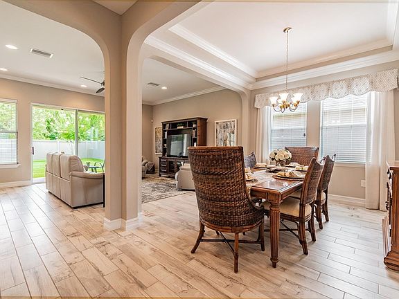 3rd image of 28700 Tavira Ct