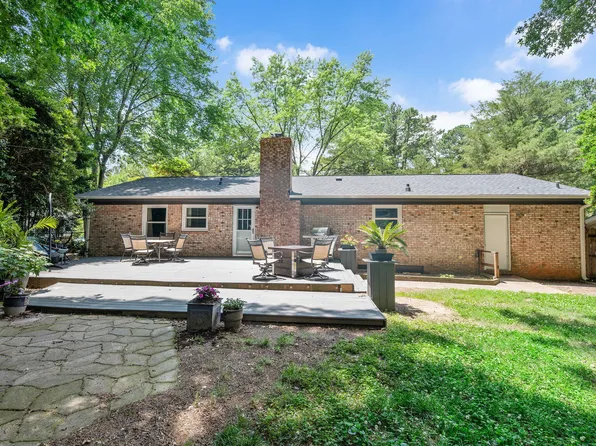 202 Howland Ave, Cary, NC 27513