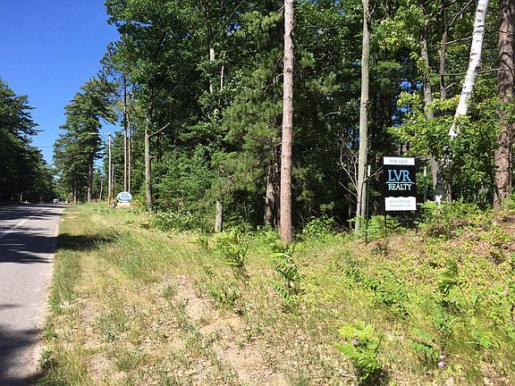 3rd image of 6233 Glen Lake Road
