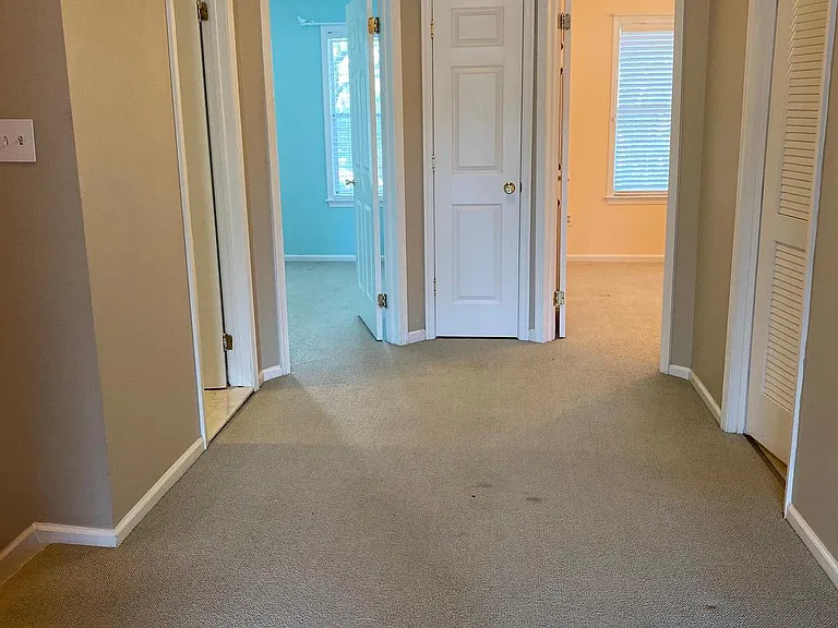 4 Kensington Ct — Photo 26