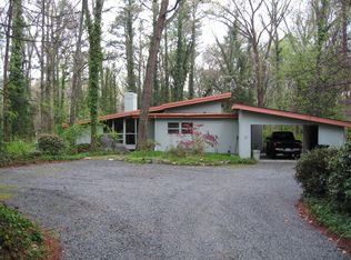 418 Whitehead Cir, Chapel Hill, NC 27514