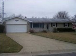 58061 Vernon Dr, South Bend, IN 46619