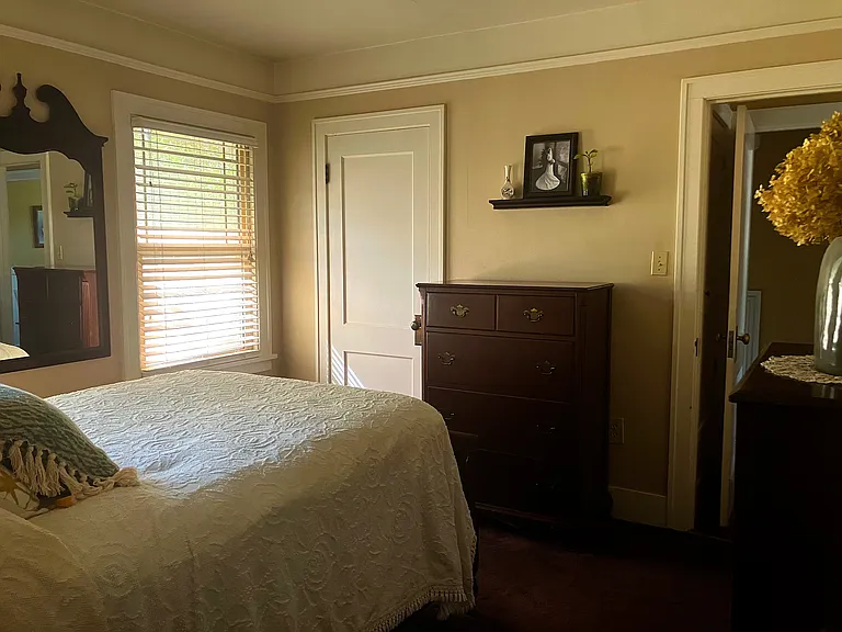 2819 E 18th Ave — Photo 17