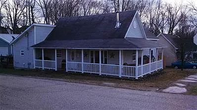 2102 G St photo 1