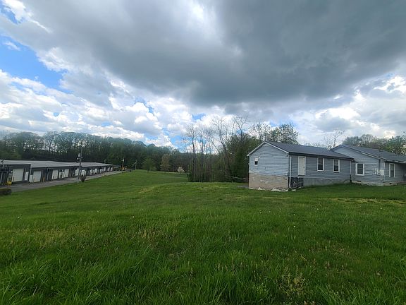 3rd image of 1829 Highway 31 W
