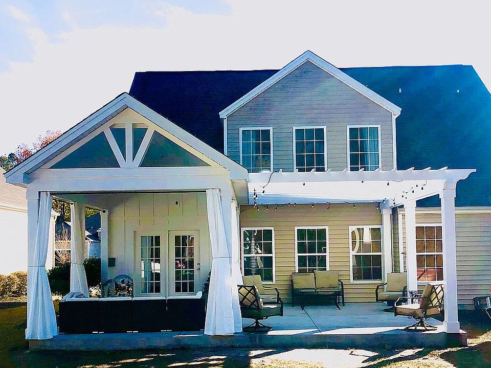 2nd image of 2470 Windmill Way