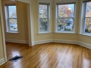 403 N Humphrey Ave #2, Oak Park, IL 60302