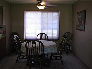 5th image of 705 Garden Pl