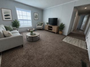 38000 Le Chateau Blvd #828, Clinton Township, MI 48038