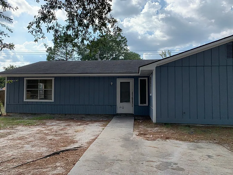 152 Cherokee Cir — Photo 1
