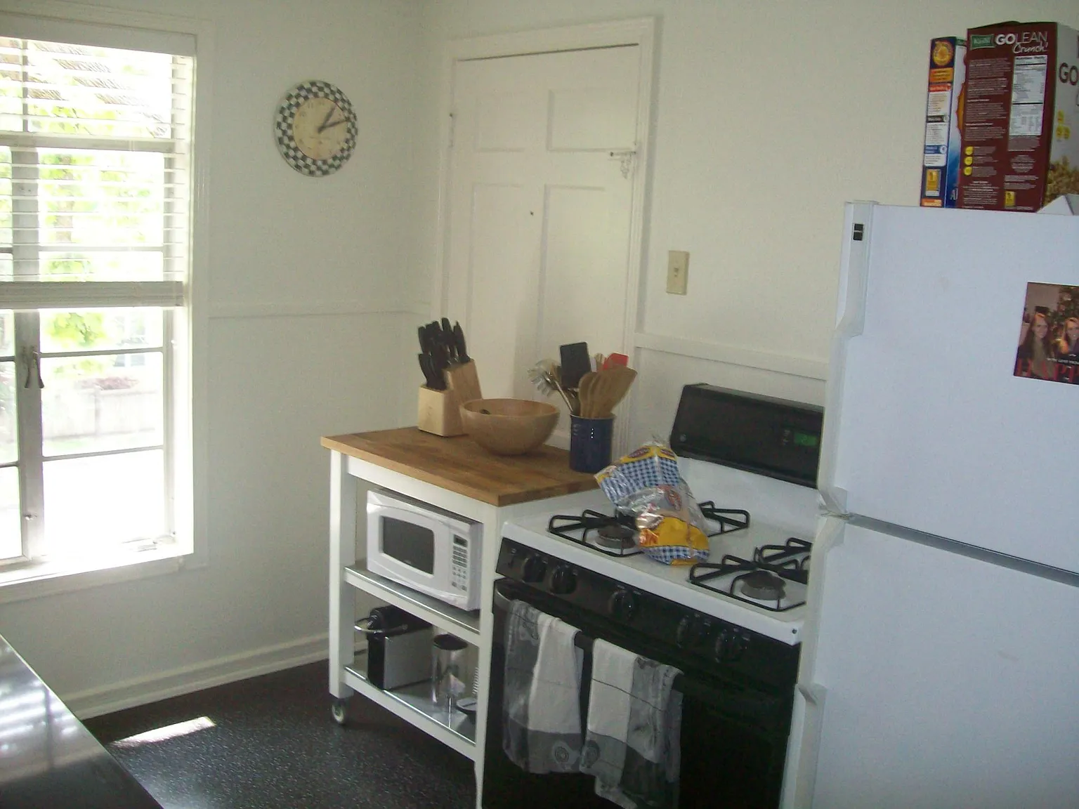 1 bed, 825 sqft, $1,950 — Photo 4