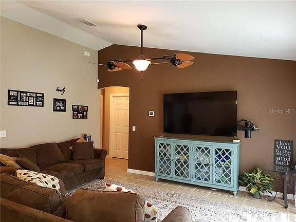 5th image of 4170 SE 130th St