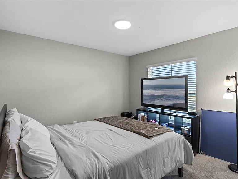 524 Scenic Bluff Blvd — Photo 17