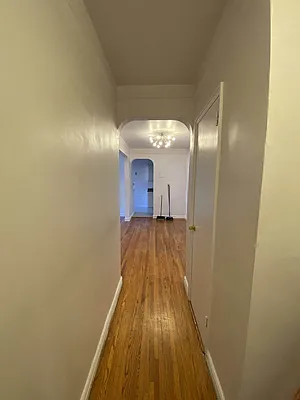 Rented by City Prime Commercial Realty  | media 4