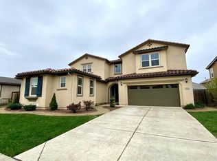 9898 Lousada Dr, Elk Grove, CA 95757