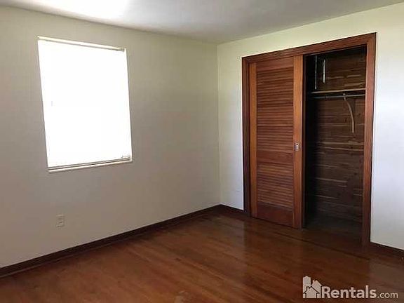 5th image of 3017 Hawthorne St