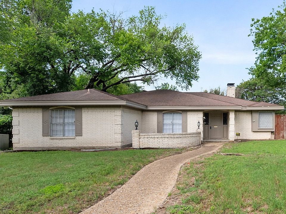 1st image of 238 Creekwood Ct
