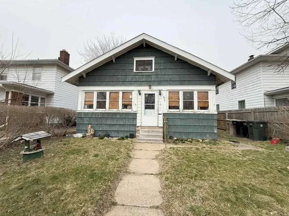 925 E Donald St, South Bend, IN 46613