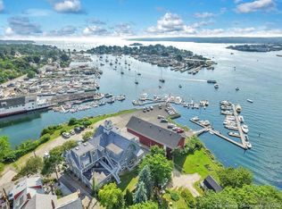 5 Pirates Ln APT 6, Gloucester, MA 01930