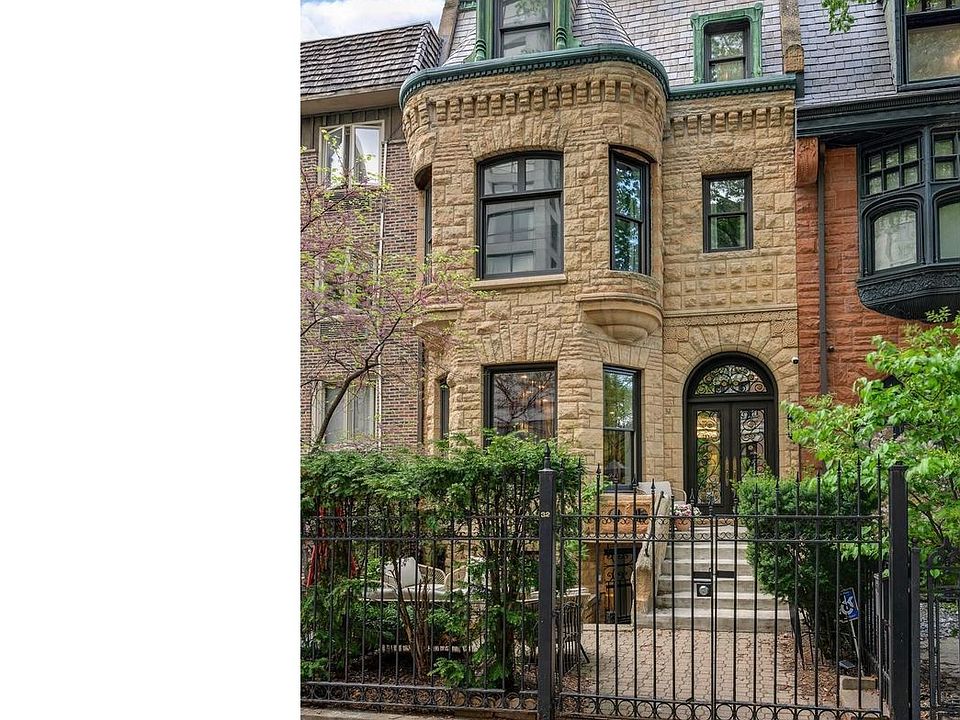 1st image of 32 E Bellevue Pl