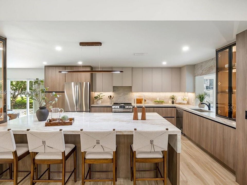 1st image of 5600 SW 195th Ter