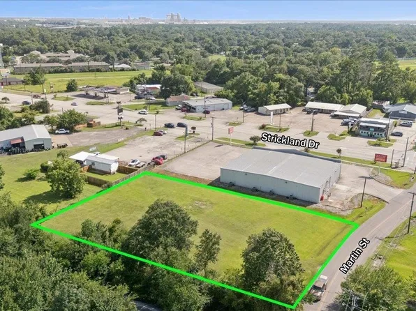 3125 Martin St, Orange, TX 77630