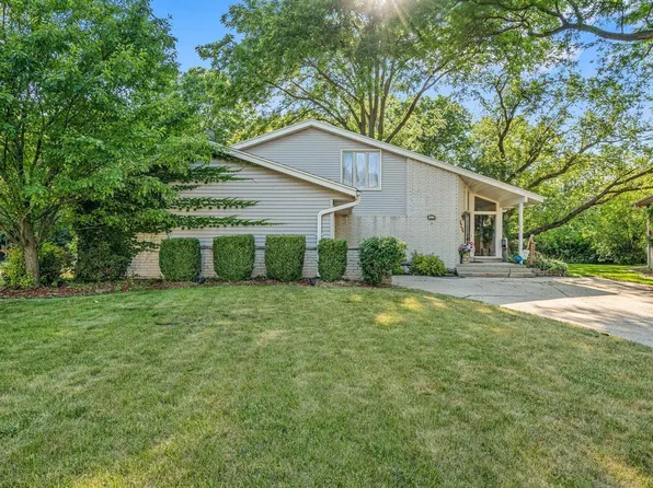 5273 North 108th COURT, Milwaukee, WI 53225