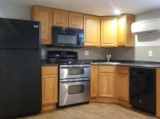 5252 Spruce St, Philadelphia, PA 19139
