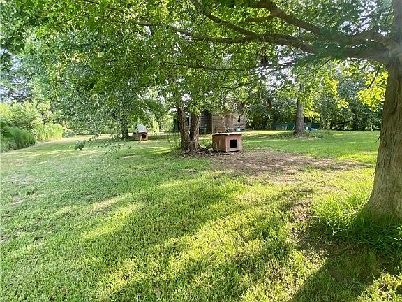 2nd image of 1400 County Road 204