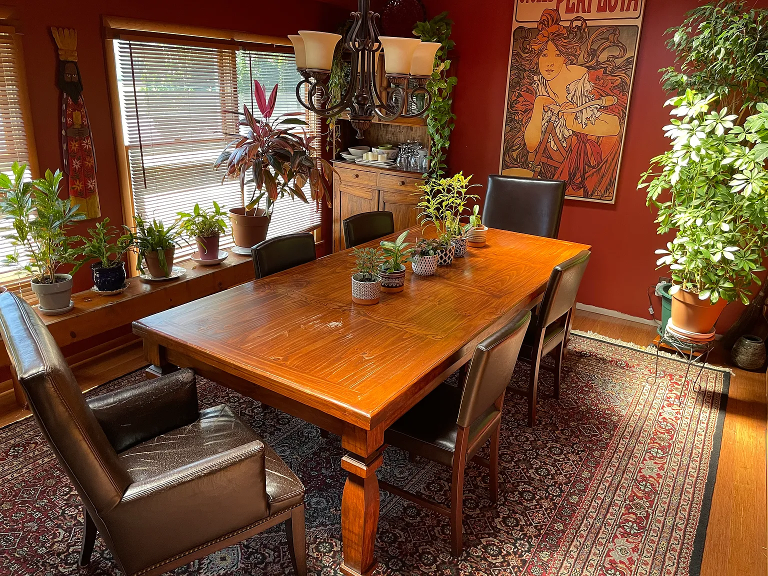 3 bed, 2500 sqft, $950 — Photo 2